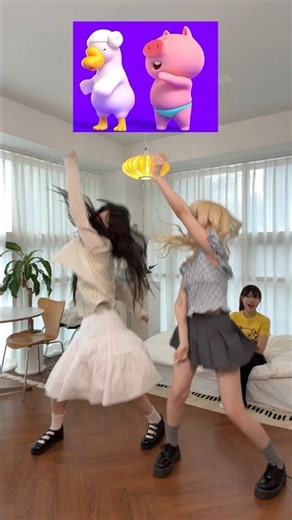 Big Sister Crashed the Cute Relay Dance Challenge 😂