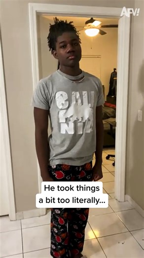 His face when he realizes... 🤣 #afv #christmas #funny | America's Funniest Home Videos