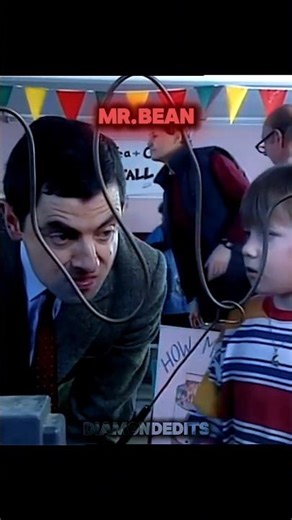 Normal people vs Mr.Bean, trying to win wire loop game