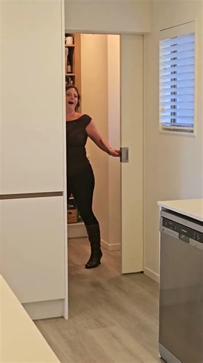 Behind The Scenes: Between takes produces some absolute gold with the Kristinaism's.