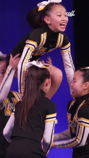 A Performance As Sweet as Honey at #TheSummit! 🍯