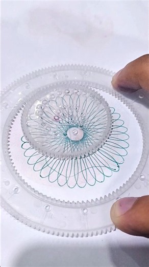 I Created a Perfect Spiral Pattern Using Only a Spirograph ✨ #artshorts #art #spiro glow
