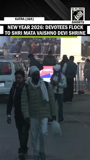 Huge turnout of Devotees at Shri Mata Vaishno Devi Shrine on New Year 2026