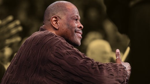 "They work on 20 different moves" - Patrick Ewing thinks most players today "overload" their bag and it isn't working