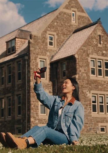 Calgary has a whole secret side, and our crew Qian took us straight to it ✨ Book your seat and see it for yourself starting 25 October. #Etihad #BeyondBorders