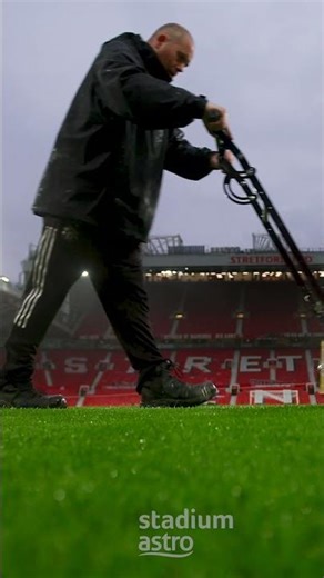 SOUND ON! Old Trafford ready for festive football | PL ASMR