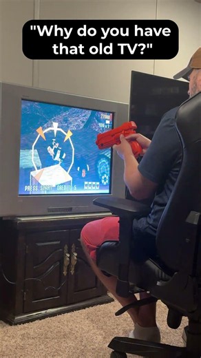 Why I Refuse to Get Rid of My CRT TV
