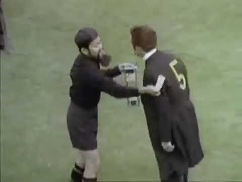 Monty Python's Fliegender Zirkus [Ep2] The Philosophers' Football Match