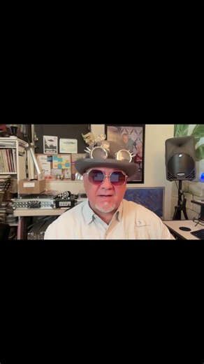 The "Wow!" Signal from Deep Space - Still Unexplained #aliens #wowsignal #shorts