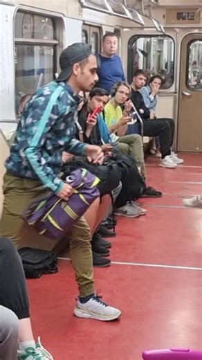 Russia is not for beginners 🇷🇺😎 #prank #пранк #metro #метро | prank