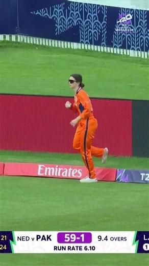 A flick of the wrists, a flash of timing, and a boundary for Gull Feroza and Pakistan 🤩 #T20WorldCup