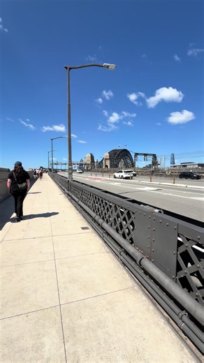2026年10月25日，冒着高温酷暑徒步悉尼海港大桥#share#Sydney#HarbourBridge#walk#travel