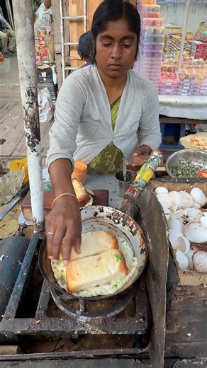 Only $0.30! Popular Egg Toast in India