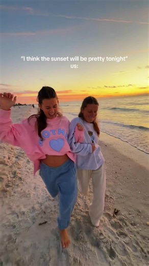 We’re always finding our way to sunset 🤭✨ @The Beach Club Shop mayyyy be restocking mother crew very soon 💓 @han 🍌🌸🫧 @nataliezacek @Coastline Color