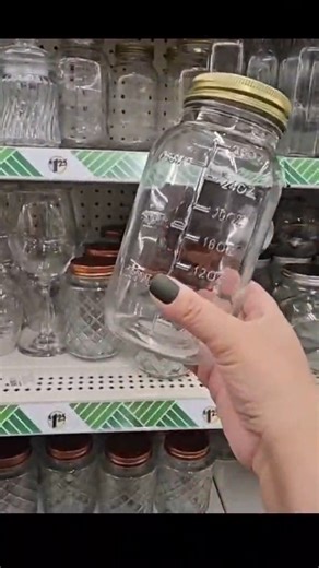 I love this Dollar Tree DIY Craft For Valentine's Day! It's quick and easy, perfect for any crafter! What do you think? #crafts #diycrafts #crafting #diy #dollartreeecrafts #dollarstorefinds #dollarstorecrafts #diycraft #springcrafts #valentinesdaycrafts #springcrafts | DIY Beauty On Purpose