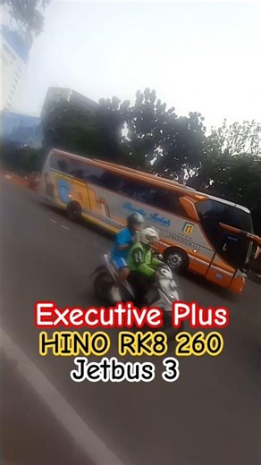 Bus Rosalia Indah MADIUN-SOLO-JAKARTA,angkatan pagi