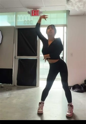 Heels Dance Choreography by @thematrixtrinity