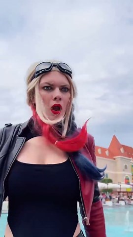 Harley Quinn Pulls a Hilarious Prank