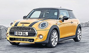 VIDEO: MINI teases upcoming F56 MINI Hatch interior