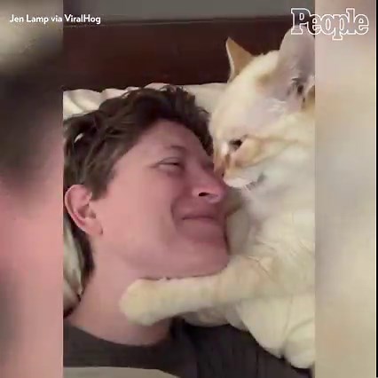 39M views · 2.5M reactions | Smooches!  | People | Facebook