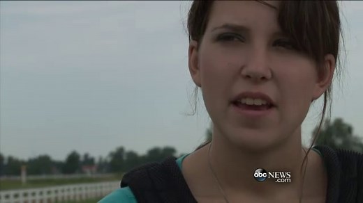 Women Jockeys Making Event in Horse Racing