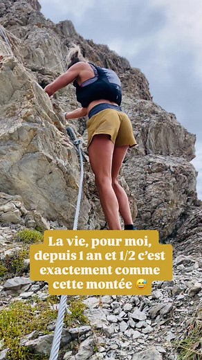 . « Sur un trail, je sais quand accélérer. Et je sais aussi quand lever le pied. » (La magie du plan de course : lien en bio) 🥵 La vie perso et familiale, depuis 18 mois, c’est un ultra sans fin. J’ai connu des victoires incroyables sur des trails renommés … mais en coulisses, j’affronte des terrains autrement plus techniques et difficiles : - des décès, des conflits familiaux, des maladies, des déménagements, une rénovation complète de maison, mon chat avec une tumeur inopérable… … 🌟 Montrer 