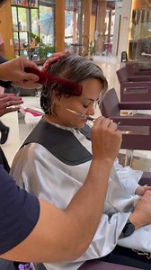 142K views · 1.7K reactions | PIXIE CUT COM FRANJA #pixiecut #viralvideos ##videosvirales #haircuts #hair #cabelo #hairstyletutorial #tutorialestiktok #transformation #beleza | Cabelo Curto Feminino | Facebook