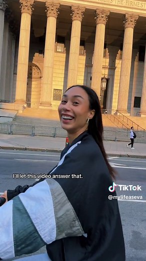 People ask me a lot “why i left LA”. Theres 1000 different answers to why people move to NY but my biggest reason was “quality of life”. I wanted to live in a walkable city, be around more people and be in east coast nature. I have a full video up on YT of all my reasons why i moved out of my “hometown” if you want to watch, but for this video, ill just say im really happy i made the move! 🚴🏽‍♀️🌳 #nyc #moving #relocating #nycmove #newcity