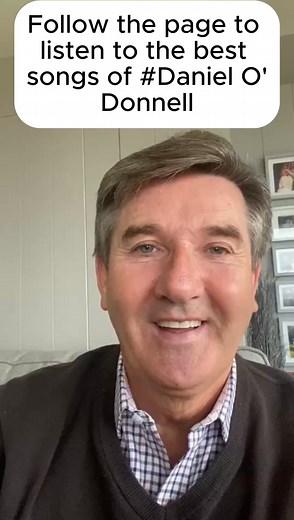 DANIEL O’DONNELL SHARES HIS VIEWS ON THE CROONERS 🎙️🇬🇧 #SwingBritannia In an honest and heartfelt chat, Daniel opens up about his admiration for the golden age of swing and the timeless voices that defined an era. 🎶✨ 👉 Follow our page for more exclusive interviews and classic insights! #DanielODonnell #SwingBritannia #Crooners #ClassicMusic #IrishSinger | Country Music Memories