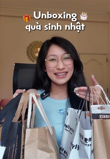 Unboxing Mini Birthday Gifts with Minh Anh