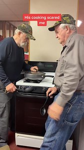 But Black Eyed Peas cornbread and greens was music to my ears WonJeong##hanelinetwins##twinsoftiktok##veteransoftiktok##trending##wow | Hanelinetwins