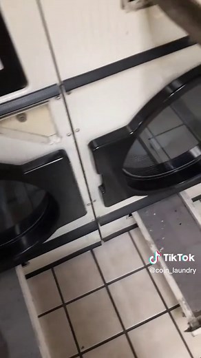 clean out #dryers #dryervents #lint #linttraps #dryerventcleaning #coinoperated #pfy #pageforyou #pfyツ