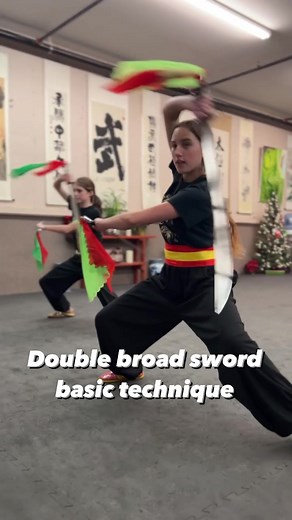 Double Broad Sword Basic Technique and Sword Fighting Movements