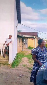 So I decided to build my properties next to my grandmothers house so she can be u care taker 😅ufuna ihol0 liphelele lo mama 🙆🏾‍♂️🤣😂…🌹🌹🌹I bought the neighbours house 😌😇my life long dream. | Linda Mali