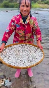 Hidden Water Creatures Revealed with Smart Fishing