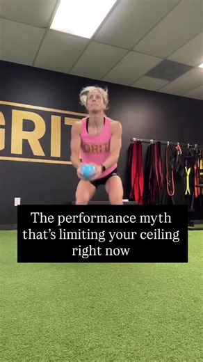 The performance myth limiting your ceiling: 💪🏽🖤💣 It's not that you need more strength... It's that you need more control over the force you already have. If you can't absorb it, stabilize it, and organize it-you can't express it. That's why strength doesn't always transfer. That's why people plateau. That's why injuries happen. In GRIT: Load → Absorb → Organize → Express Earn the right to perform. #GRITMethod #gritblack #StrengthAndConditioning #eliteathlete #division1