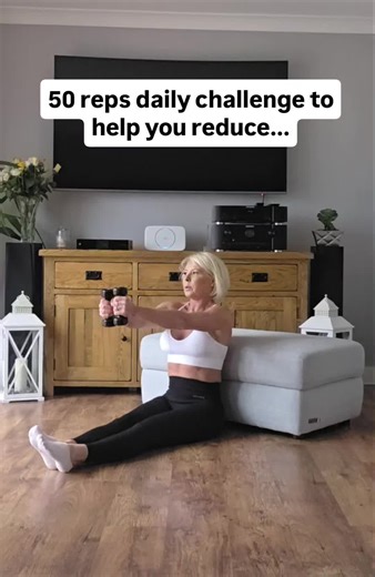 This simple wall move targets belly, thighs, arms & back at the same time… and most women over 40 completely ignore it. Most people think you need jumping, burpees or heavy weights to lose fat. You don’t. The most powerful moves are the ones that activate more muscles at once💪 This wall-supported floor combo works your: ✨ belly ✨ thighs ✨ arms ✨ back And because your back is supported by the wall, it’s beginner-friendly, knee-friendly and easier on the joints — but still incredibly effective✅️ 