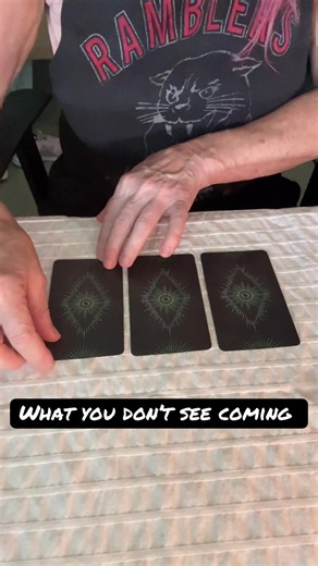 What you don’t see coming. #tarot #tarotreading #tarotok🔮 #collectivetarot