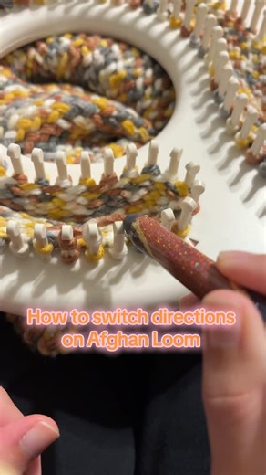 ginathebotina on Instagram: "How to switch directions on an S-shape Afghan loom #loomknitting #afghanblanket #knitting #fiberart #diycrafts"