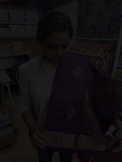 Discover the Art of Saree Weaving and Selection