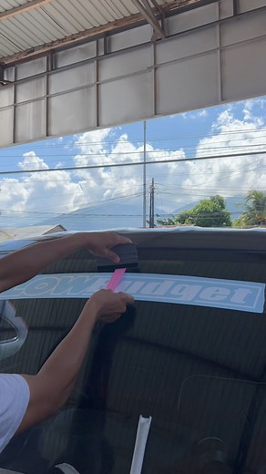 Kamu pasang sticker masih rusak,,!! Ini dia Tutorial memasang sticker cutting yang benar. #sticker #stickers #education #edukasi #tutorials #cuttingsticker #tutorial #stickercutting #wrappingsticker | Icank Bintang Sticker