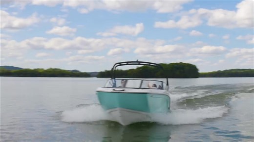 At 22 feet, Yamaha 220/222 Series boats hit the sweet spot. Big enough for open water confidence, yet easy to tow and store. Spacious enough for the whole crew, while still nimble, stylish, and packed with Yamaha jet power. The 22-foot lineup proves you don’t have to choose between practicality and performance—you get both, every time you launch. #YamahaBoats #222Series #BoatingLife #JetPower | B & E Marine