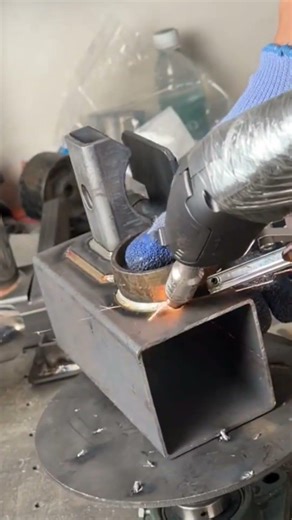 Hand-held laser weldingmachine#Small laser weldingmachine#WeldingTechnologysteel welding