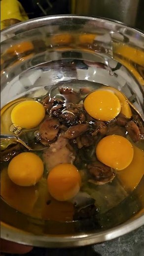 Aujourd'hui c'est omelette aux campignons au menu #food #artculinaire #cuisine #bonnecuisine#cooking