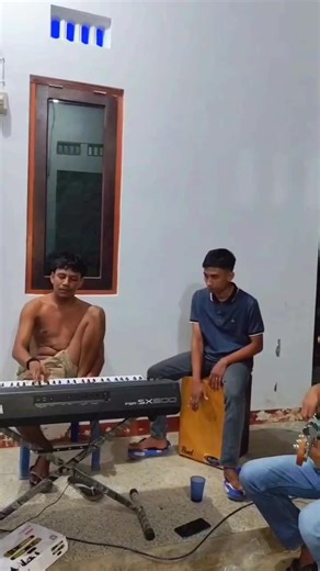 Explore Unique Reggae Music from Indonesia