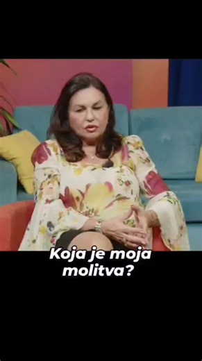 Da li ste se ikada zapitali na šta trošimo svoju energiju? Dr Vesna nas podseća na moć fokusa. Ako stalno gledamo u prazne delove čaše, život će uvek delovati nedovršeno. Ali, ako izaberemo da budemo zadovoljni onim što imamo i da fokus stavimo na ono što je ZDRAVO – menjamo svoju biologiju i svoj mir. 🤍 Zadovoljstvo je stvar odluke, a ne okolnosti. 🌿 Sjajno gostovanje dr Vesne u emisiji „Život preko reda“ kod @mkostic79 na @tvzonaplushd i razgovor koji podseća na prave vrednosti. 🕊️ #molitva