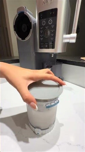 Who said tracking macros had to be boring? 💪😋🍦