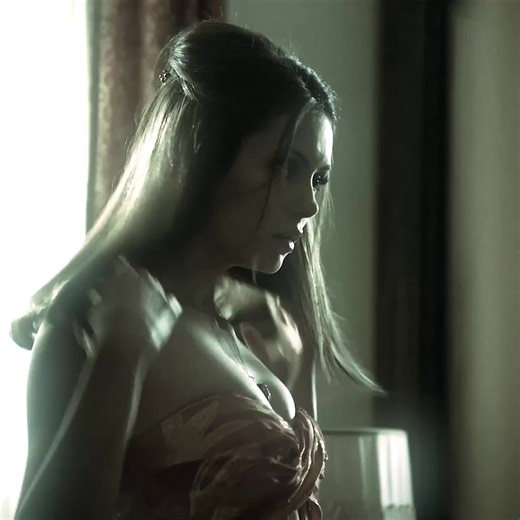 this remix gives me nostalgic vibes #elenagilbert #thevampirediaries #foryou #foryoupage #mysticfalls sdt: @daina @ally