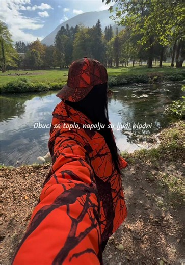 Autumn River and Mountain Vibes: Cozy Coffee Moments