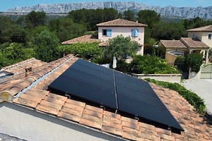 SPRING, le nouveau panneau solaire thermique de Dualsun compatible avec les pompes à chaleur